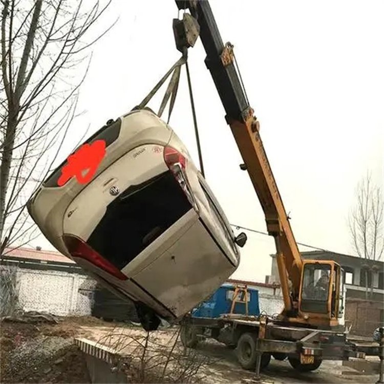 南区街道随时待命，吊车24小时道路救援服务全解析